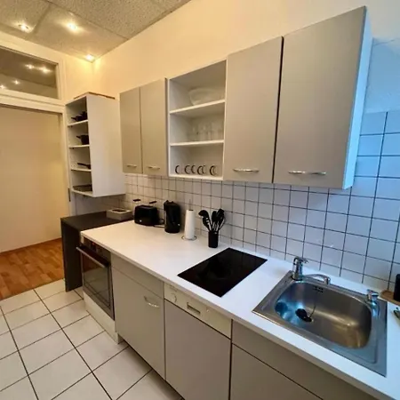Easystay Center *